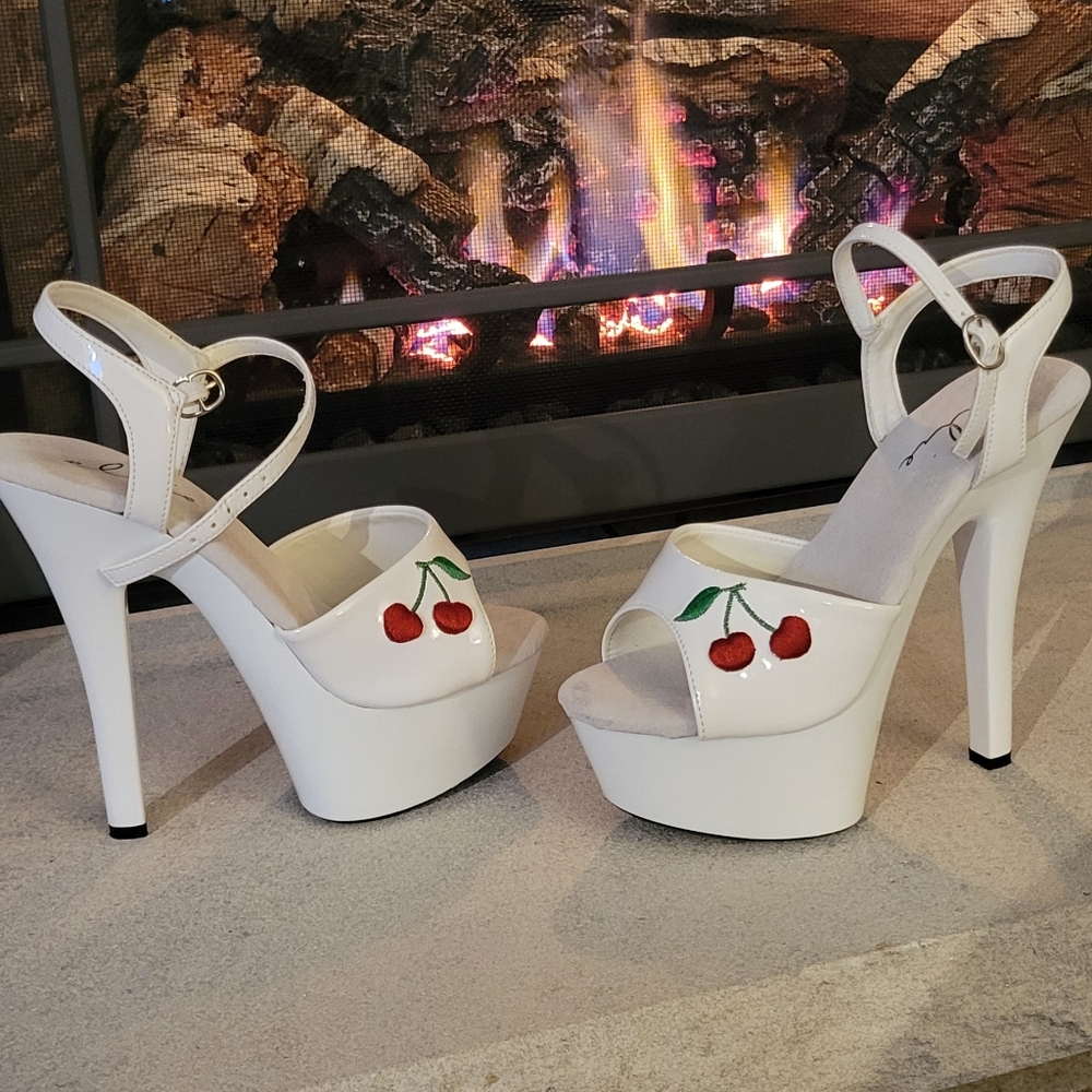 Ellie White Heels with Cherry Details